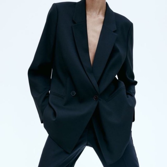 H&M Blazer - Picture 3 of 5